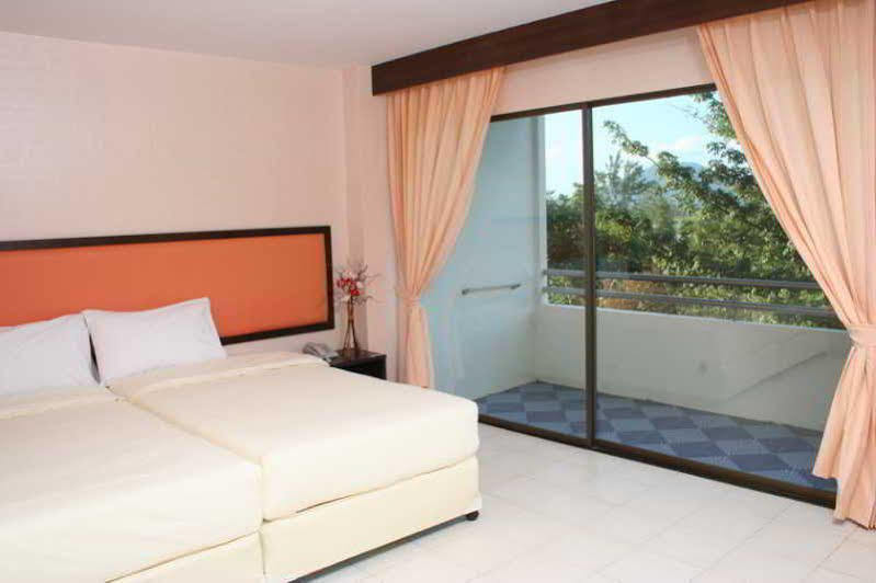 Nice Beach Hotel Rayong Exterior photo